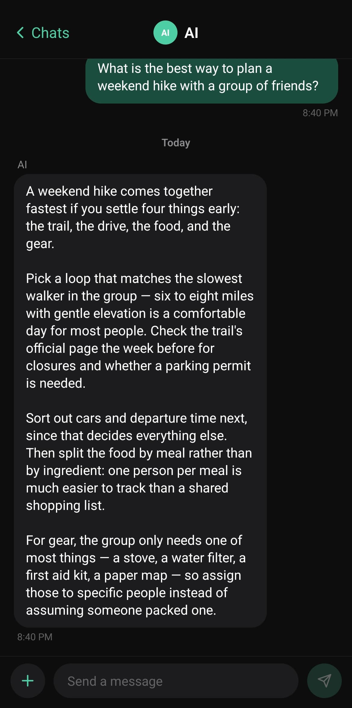 An AI conversation in SocialWeb, answering a question about planning a weekend hike.